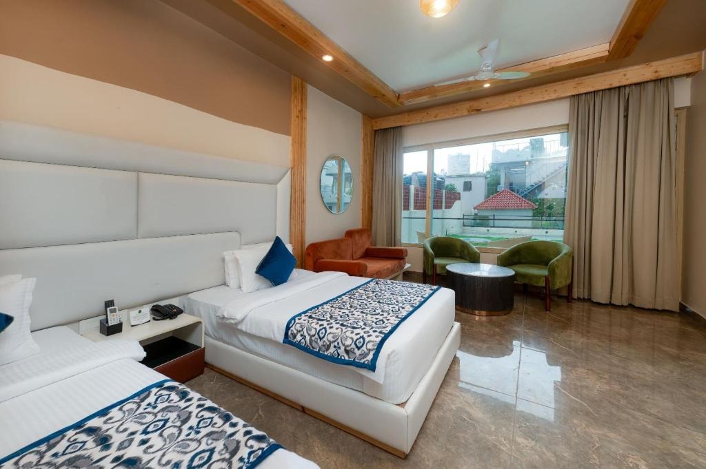 هتل گرند کانتنت